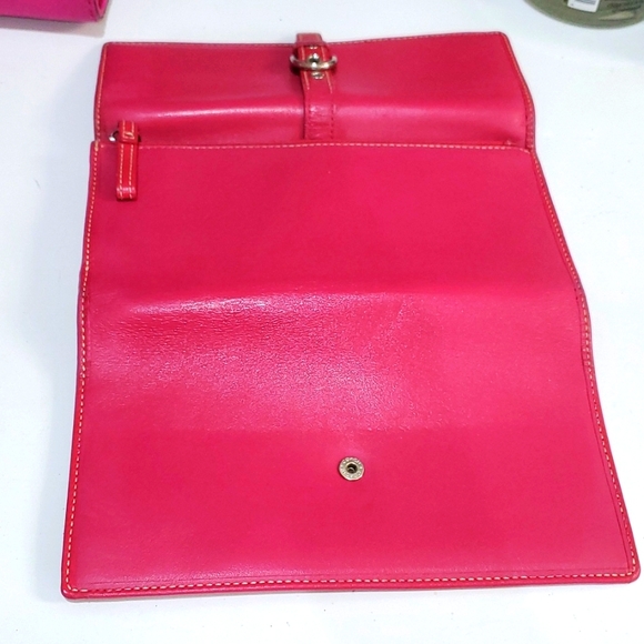 COACH VINTAGE HAMPTON PINK WALLET💕💕 - Picture 9 of 10